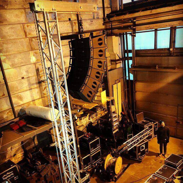 sound truss tower