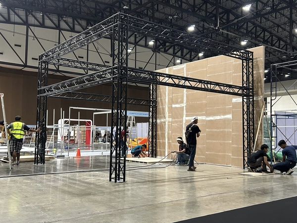 trade show booth truss